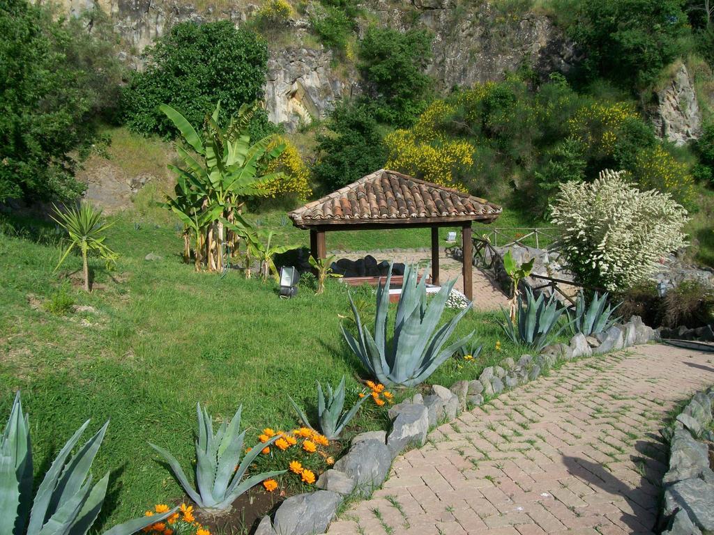 Antica Pietrara B&B Formello Exterior photo